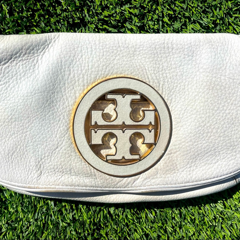White Tory Burch clutch